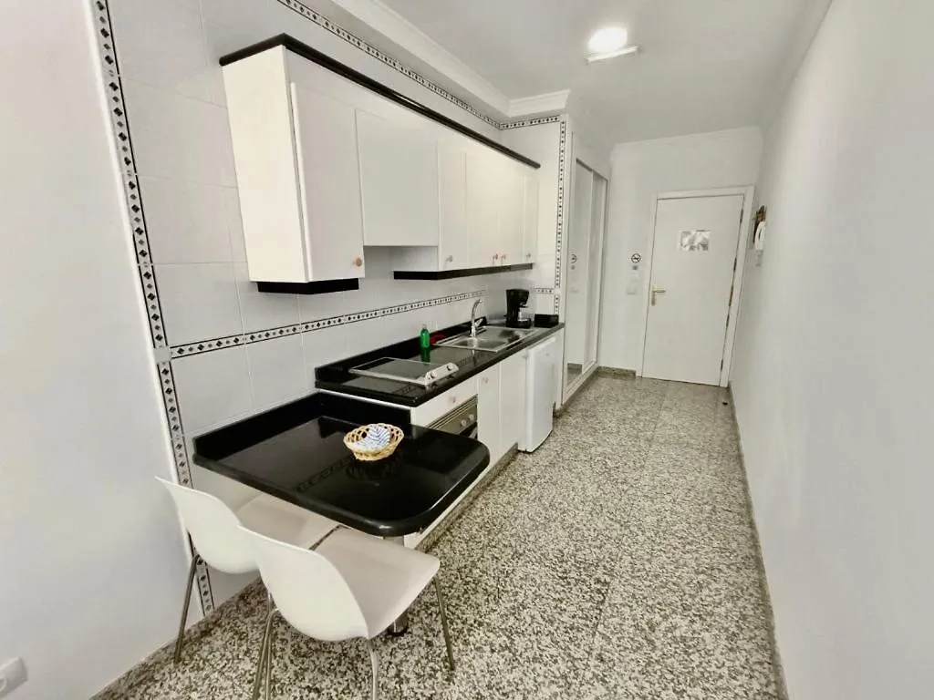 Apartamentos Sol Mar Лос Кристианос