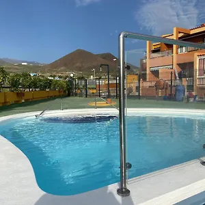  Шале Simon Beach House Los Cristianos